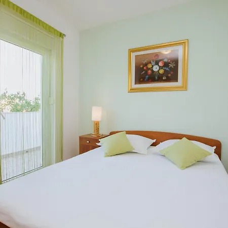 By The Sea Arbanija, Ciovo - 9700 *